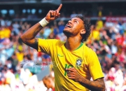 爱游戏体育-内马尔回归赛场，高光表现首场状态亮眼，独行侠观众沸腾！的简单介绍