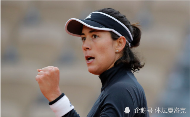  穆古鲁扎在TL比赛中夺冠，最后时刻胜出引发热议！观众掌声雷动