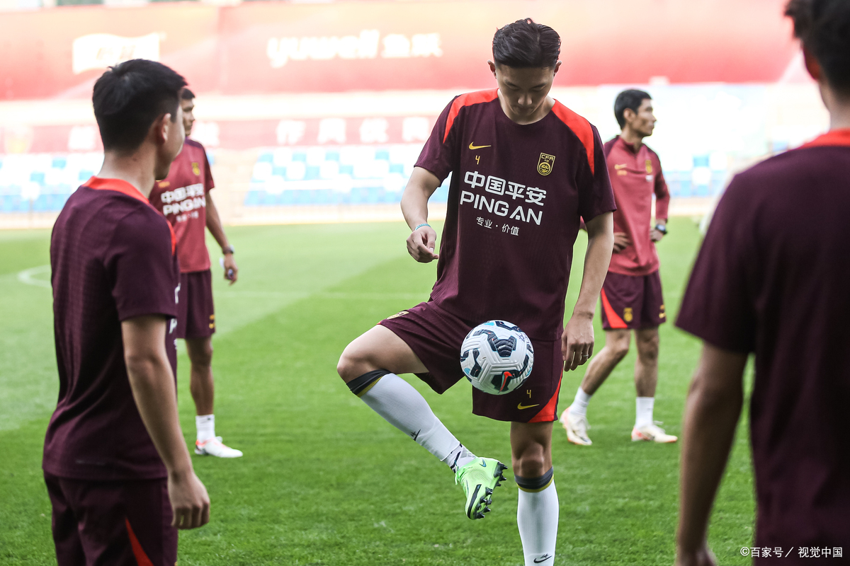  王冠为什么又回央视了 