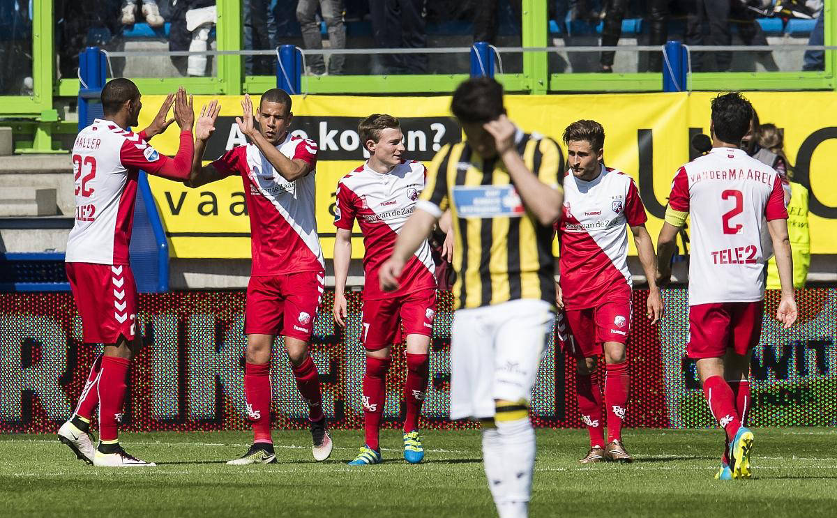 埃因霍温迎欧篮联关键赛，今晚外线爆发，气氛紧张，球队文化再被提及的简单介绍