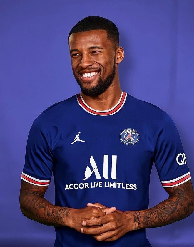  十人巴萨闷平加的斯西甲两连平 